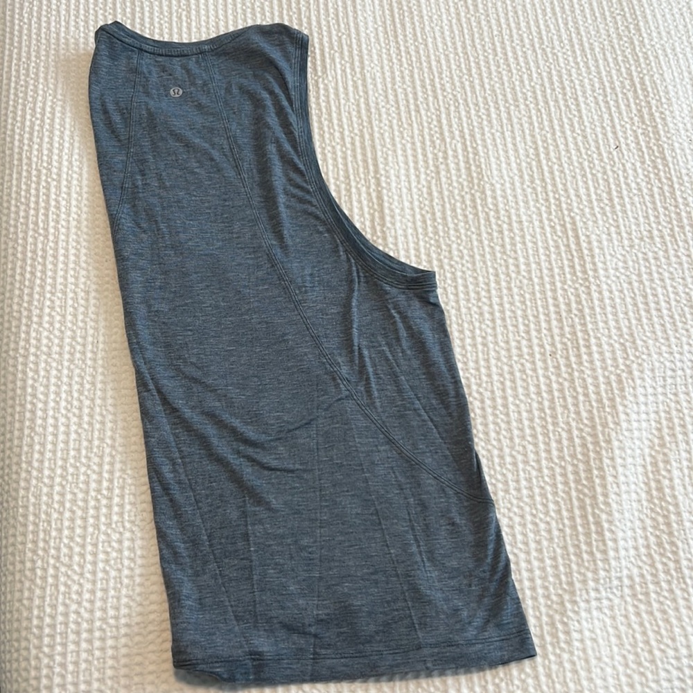 Lululemon tank top extra soft material
